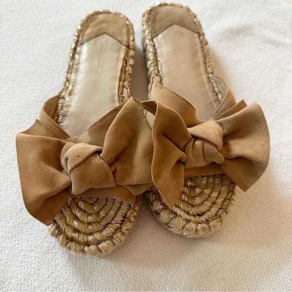 J/SLIDES Sandals Suede Espadrille Slide Tan Bow Size 8 - Picture 1 of 16